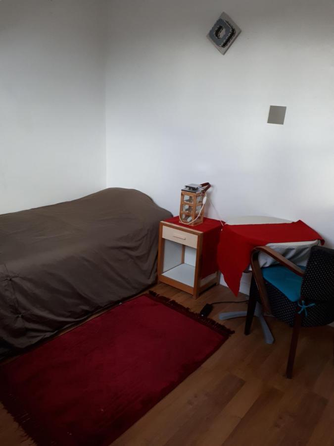 Ndp Family Hotel Montigny-les-Cormeilles Bagian luar foto