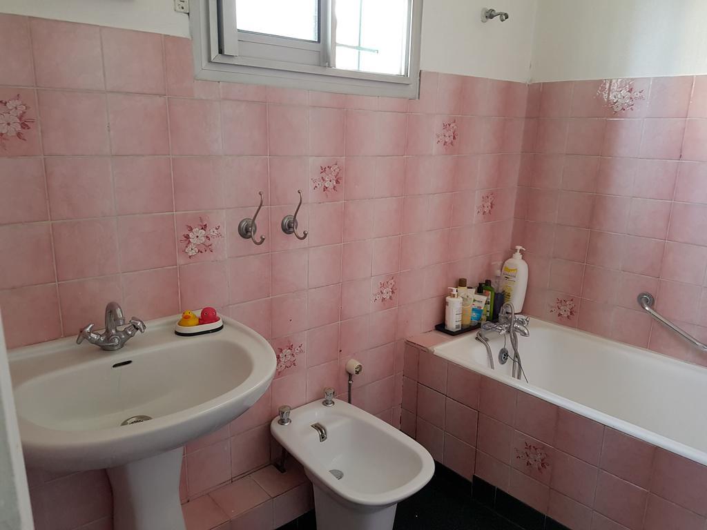 Ndp Family Hotel Montigny-les-Cormeilles Bagian luar foto