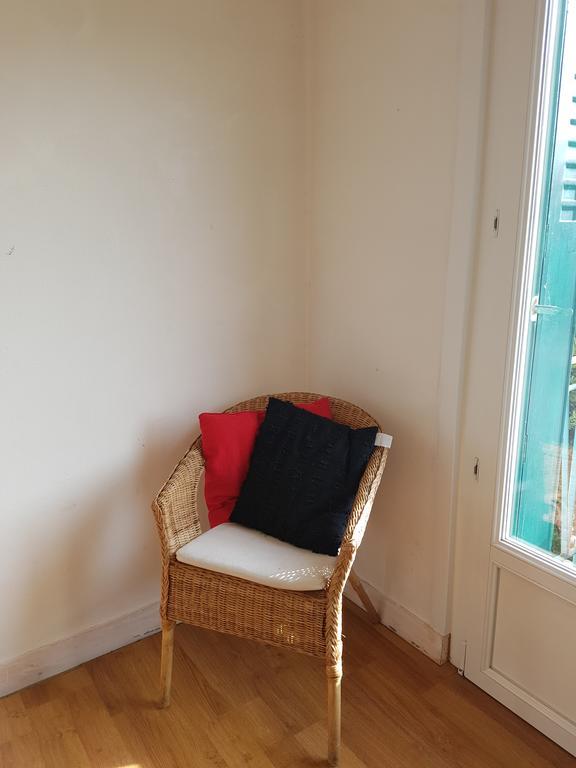 Ndp Family Hotel Montigny-les-Cormeilles Bagian luar foto
